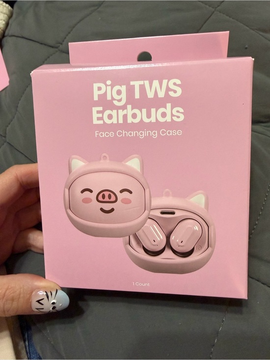 Other - Pink Pig TWS Wireless Earbuds with Face Changing Case
